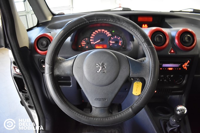 PEUGEOT 1.4 HDi Happy